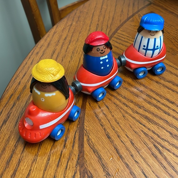 Vintage Rare Toy 1970s 1974 Tonka Gigglers Train Car Lot Figures Egg Cars Doll - Picture 4 of 9